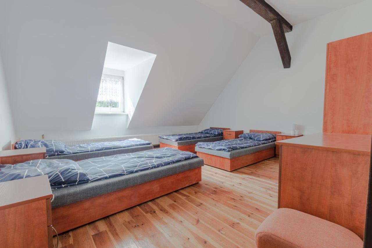 Osrodek Szkoleniowo - Noclegowy Chojnik Sosnie Exteriér fotografie